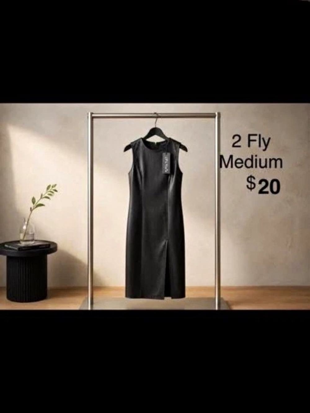 2 Fly Women’s Black Solid Round Neck Sleeveless Bodycon Midi Dress Size M